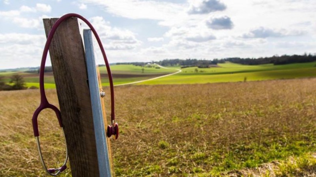 Problématique des déserts médicaux : étude internationale et cas de la France Problématique des déserts médicaux : étude internationale et cas de la France
