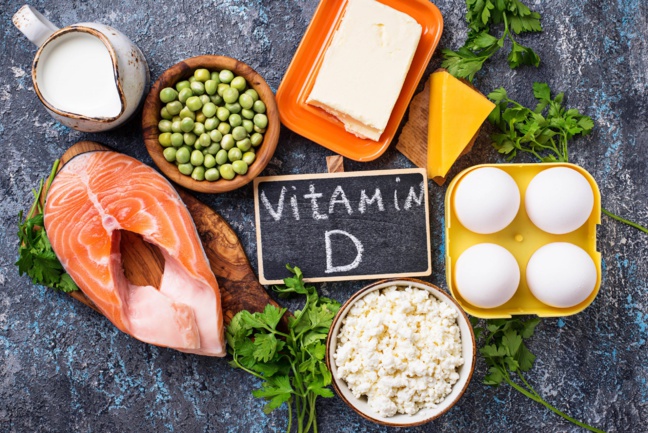 Le déficit en vitamine D est un facteur de risque de  COVID sévère