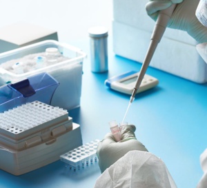 COVID-19 : La revue Nature révèle les résultats d'une enquêtes sur les menaces reçues par les scientifiques