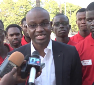          ATTENTION A L’huile de Carapa Procera, plus connu sous le nom de « Touloucouna »  Agression rénale aigue après un traitement à base d’huile de Carapa Procera
