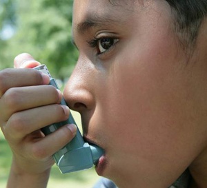 Asthme chez l’adolescent : les performances d’un programme d’autoprise en charge de l’asthme dirigé par des pairs surpassent celles d’un programme identique dirigé par des adultes