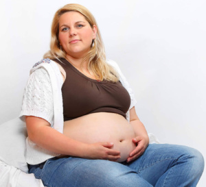 Infertilité : Réduire le poids des femmes obèses est-il -vraiment-utile ?