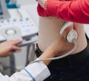 Colique néphrétique : la neurostimulation électrique transcutanée donne de meilleurs résultats qu’un placebo au SU