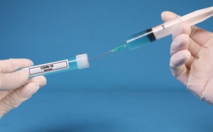 COVID-19 Les points forts de la semaine autour du monde : Les cas sont en augmentation en Europe, les taux de vaccination, et l'ouverture des frontières...