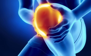 Remplacement du genou : des stéroïdes à haute dose sont préférables pour les patients présentant des niveaux élevés de douleur préopératoire