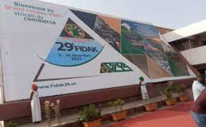 FIDAK : VISITEURS ET EXPOSANTS INVITÉS À RESPECTER LES MESURES BARRIÈRES CONTRE LE COVID-19 FIDAK : VISITEURS ET EXPOSANTS INVITÉS À RESPECTER LES MESURES BARRIÈRES CONTRE LE COVID-19