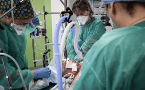 Coronavirus EN DIRECT : L'ARS Ile-de-France demande aux hôpitaux « le maximum » de déprogrammations possibles...
