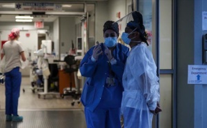 ÉTATS-UNIS ENREGISTRENT UN RECORD MONDIAL D'1 MILLION DE CONTAMINATIONS ÉTATS-UNIS ENREGISTRENT UN RECORD MONDIAL D'1 MILLION DE CONTAMINATIONS