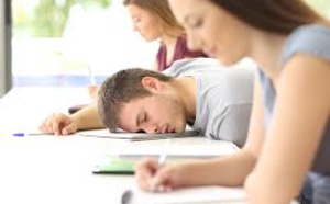 Qui sont les jeunes les plus à risque d’insomnie ?