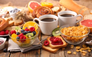 Le petit déjeuner essentiel ! Pour démarrer la journée Le petit déjeuner essentiel ! Pour démarrer la journée