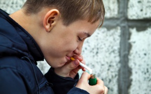 Enfants de parents fumeurs : quatre fois plus de «risques » d'essayer de fumer