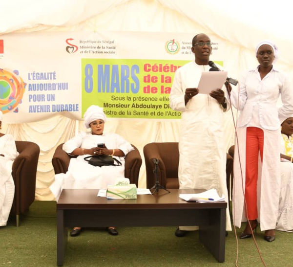 Le Ministre de la Santé et de l’Action sociale, M Abdoulaye Diouf Sarr a présidé la célébration de la journée internationale des droits des femmes organisée par les femmes de son département.