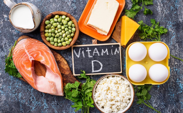 Le déficit en vitamine D est un facteur de risque de  COVID sévère